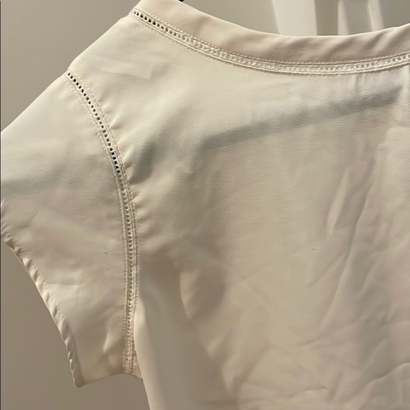 Loft Top - Picture 3 of 5